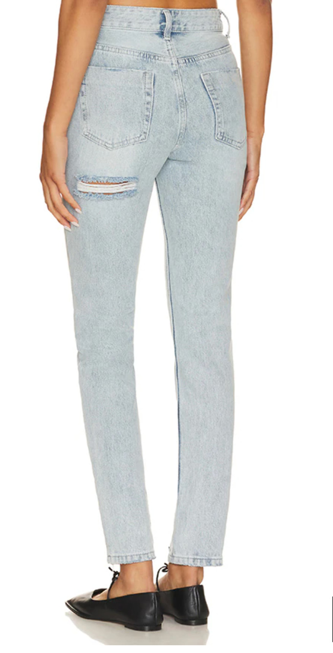 Superdown Tapered Jean SIZE 23 Distress Rigid Midrise Light Wash Revolve $72 NEW